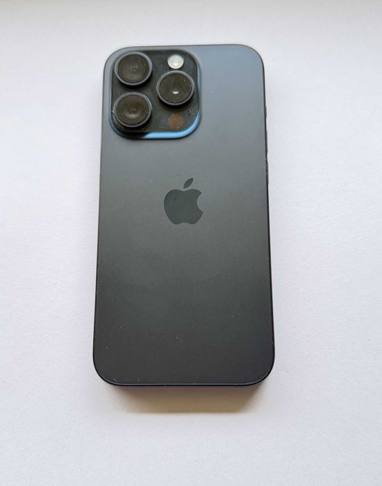 iPhone 15 Pro 128 GB bateria 92%