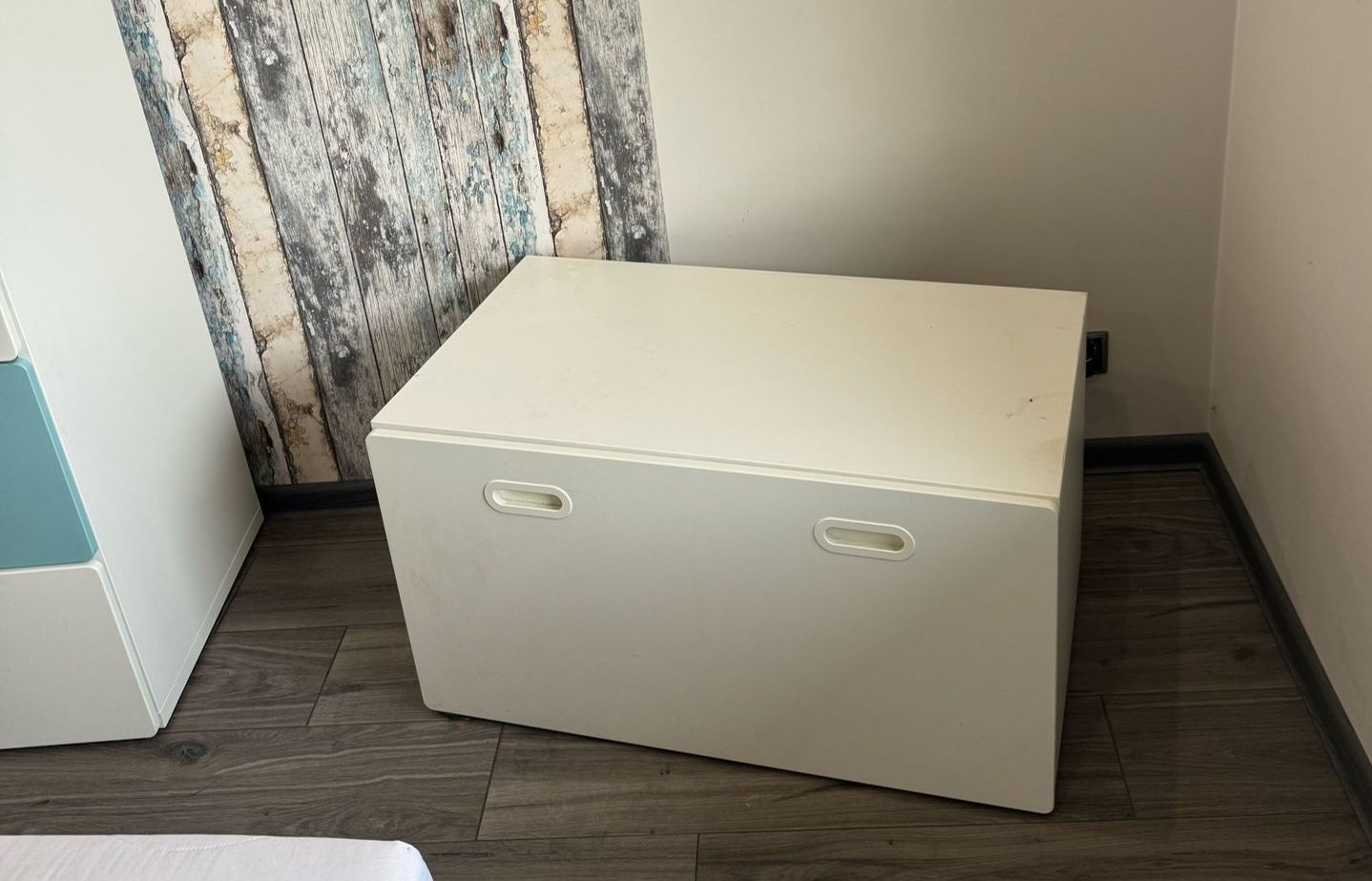 Zestaw mebli - szafka,łóżko,box