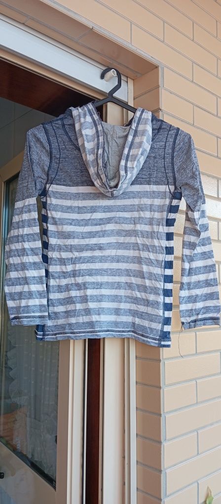 Camisola de rapaz 9-10 anos (Desigual)