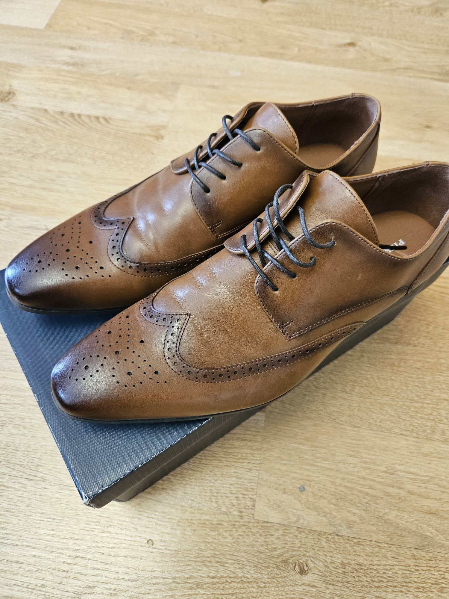 Buty męskie wizytowe Pier One r. 43 / 44 półbuty wiązane