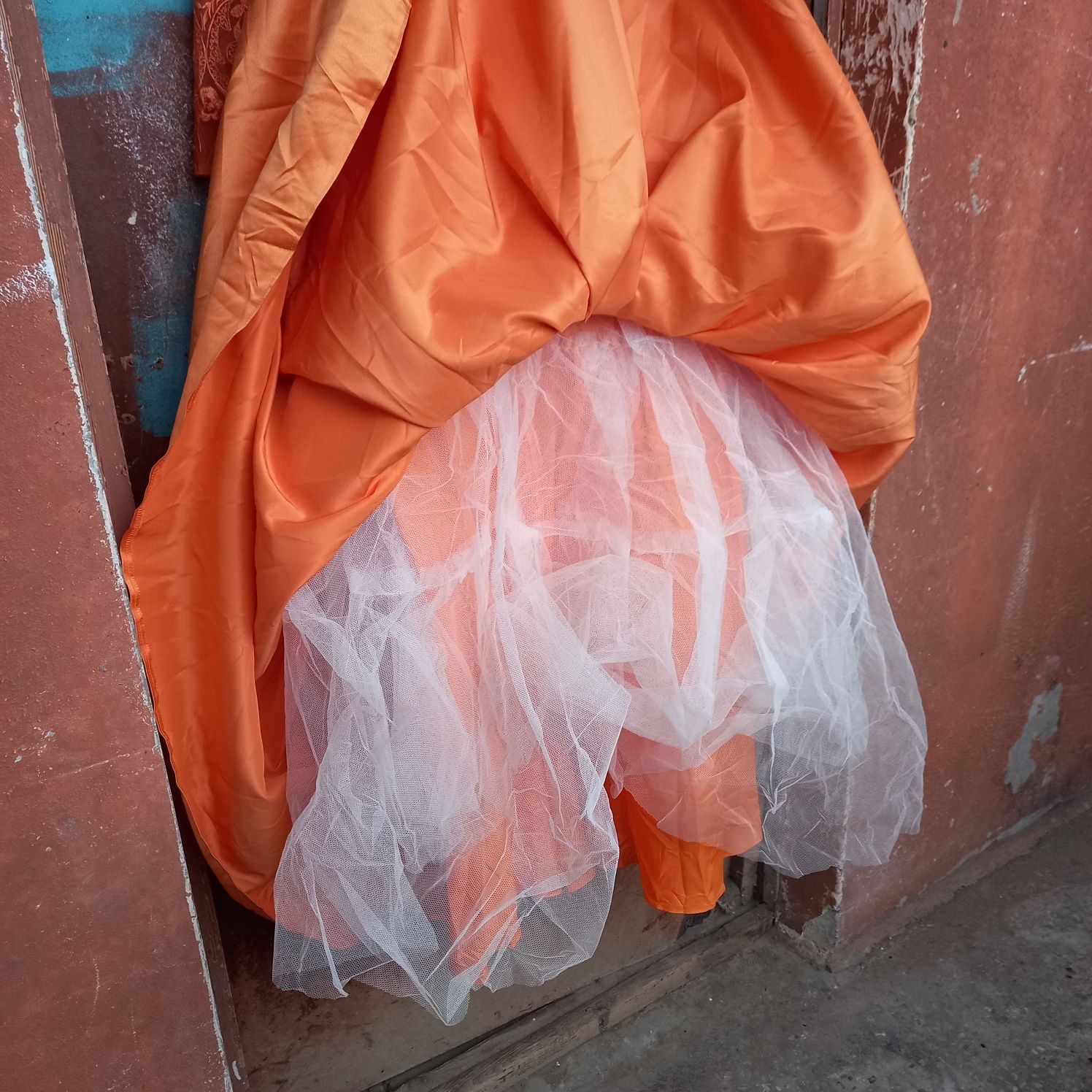 Вечернее-Свадебное платье JJ's House, оранжевое р.48 наш