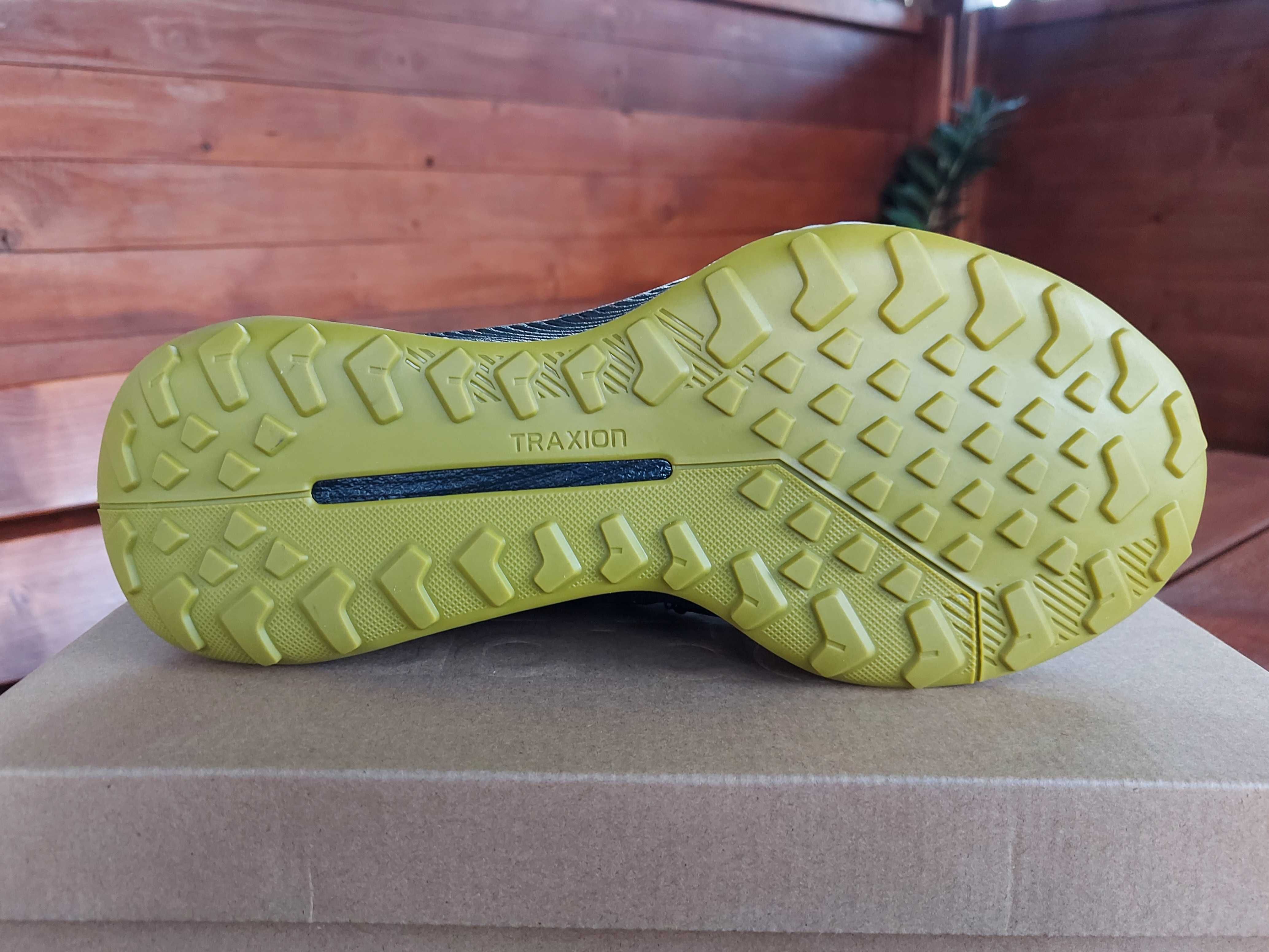 Adidas buty trekkingowe Voyager 21 Canvas r. 44 2/3 | GX8676