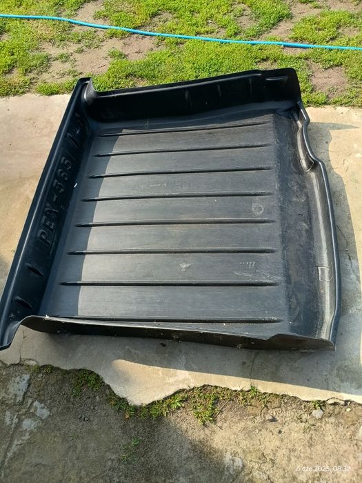 Wanienka do bagażnika FORD GALAXY