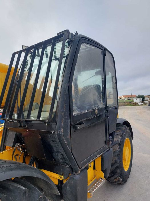 Empilhador Telescópico JCB 532-120