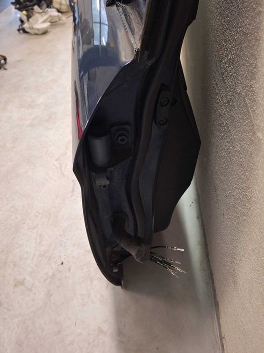 Drzwi przednie prawe Mondeo MK 4 lift kod lakieru E6