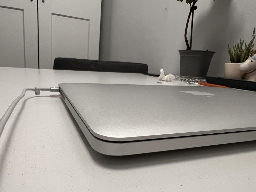 Macbook Pro 2015 a1502 i5 ssd