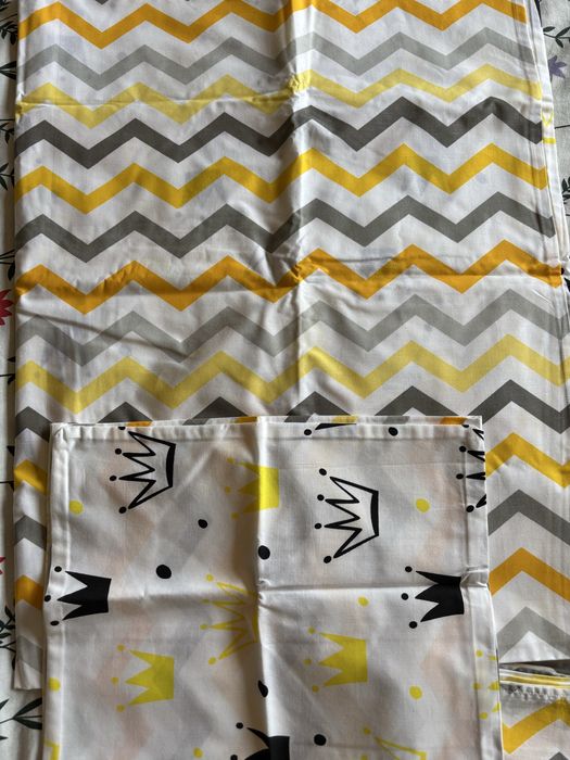 Дитяча постільна білизна в кроватку