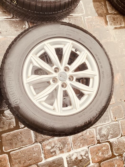 Kola audi alufelgi z oponami 235/65r17 zimowe continental