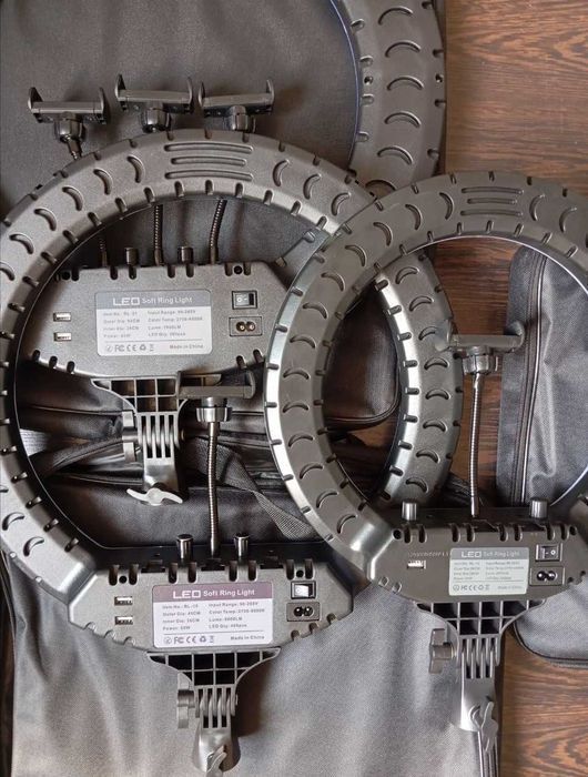 Кольцевая лампа бровиста косметолога в салон RL-21 со штативом 7588