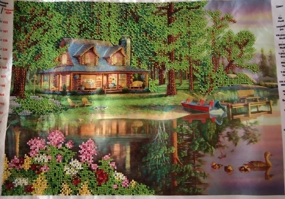 Вишиті бісером картини та панно різних розмірів без рамок