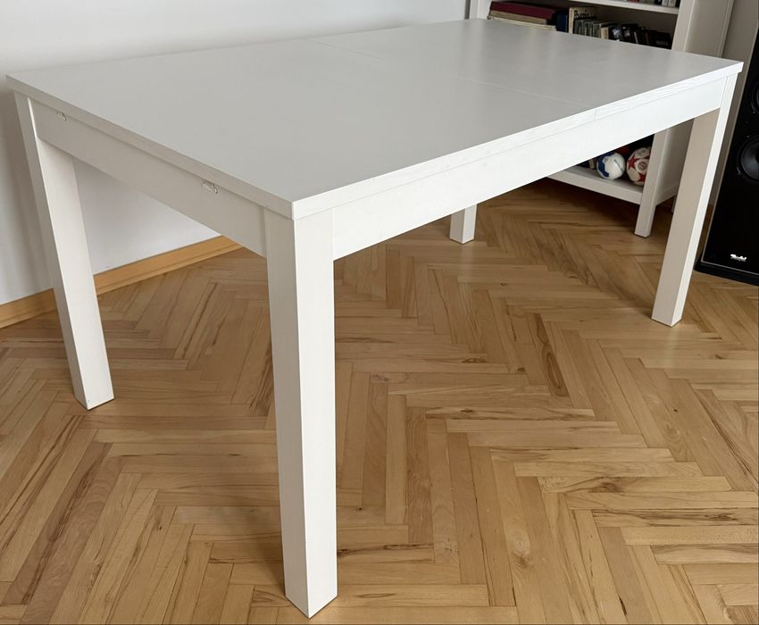 Stół do jadalni  lub kuchni