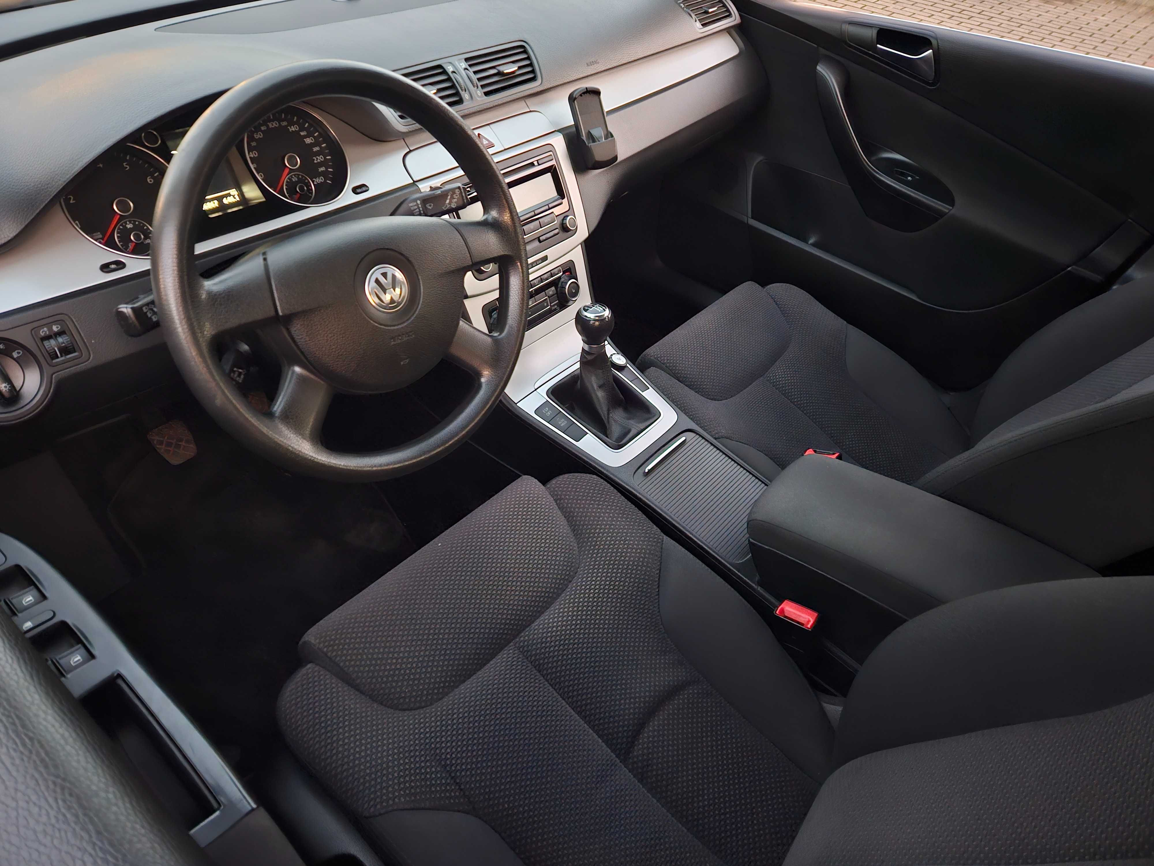 **Atrakcyjny VW Passat B6 1.4 / LPG 2010r - ładny stan**
