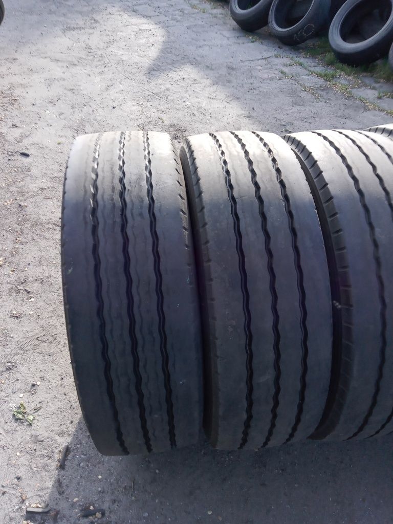 Opony 245/70r19.5 Bridgestone J R-Trailer 001