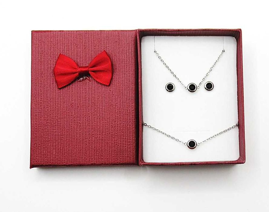 Komplet biżuterii stal 316L srebrny 3 części czarne oczka pudełko X35