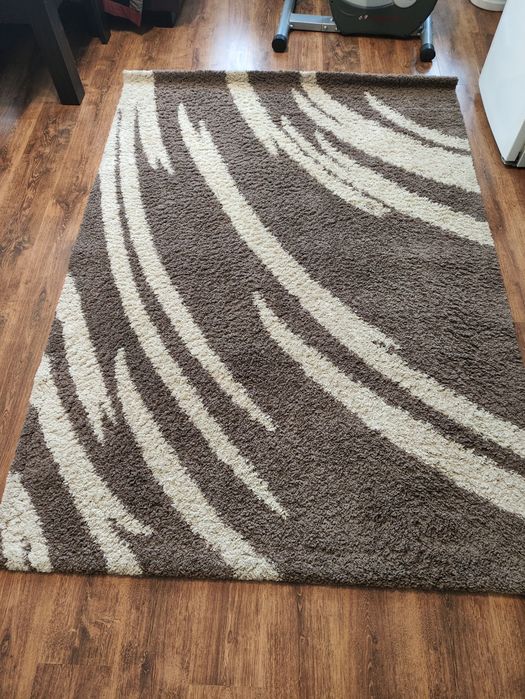 Ковер, Килим з довгим ворсом Shaggy