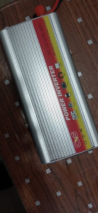 Lote inverteres  conversores  12v e 24 para 220v e Bateria Auto.