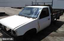 Nissan D21 td25 para peças