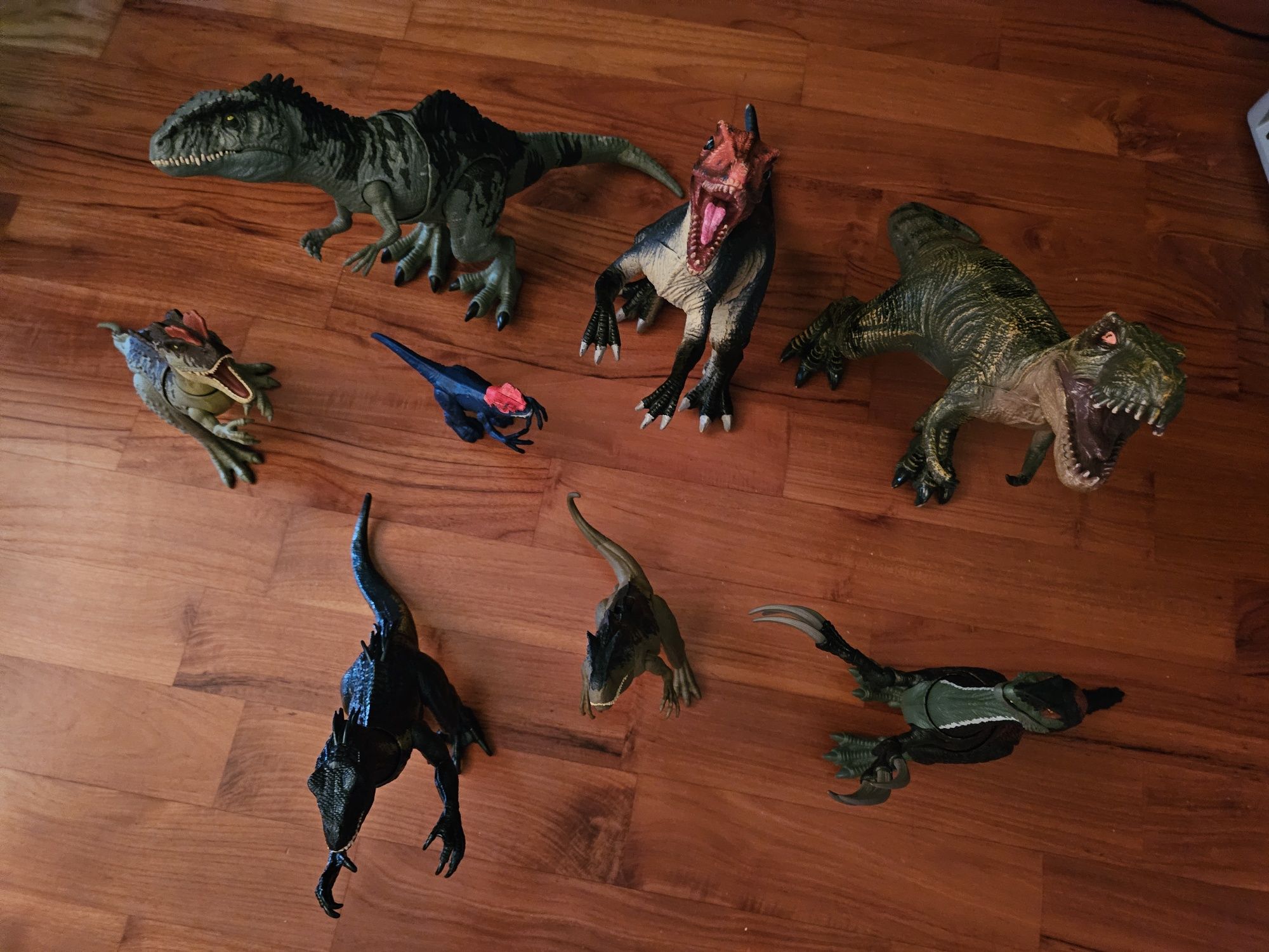 Mattel 55 cm dźwięk dinozaury Jurassic World 8 szt.