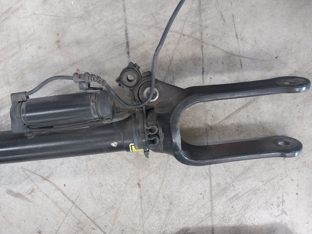 Amortecedor pneumático esquerdo e direito Mercedes ML  W164