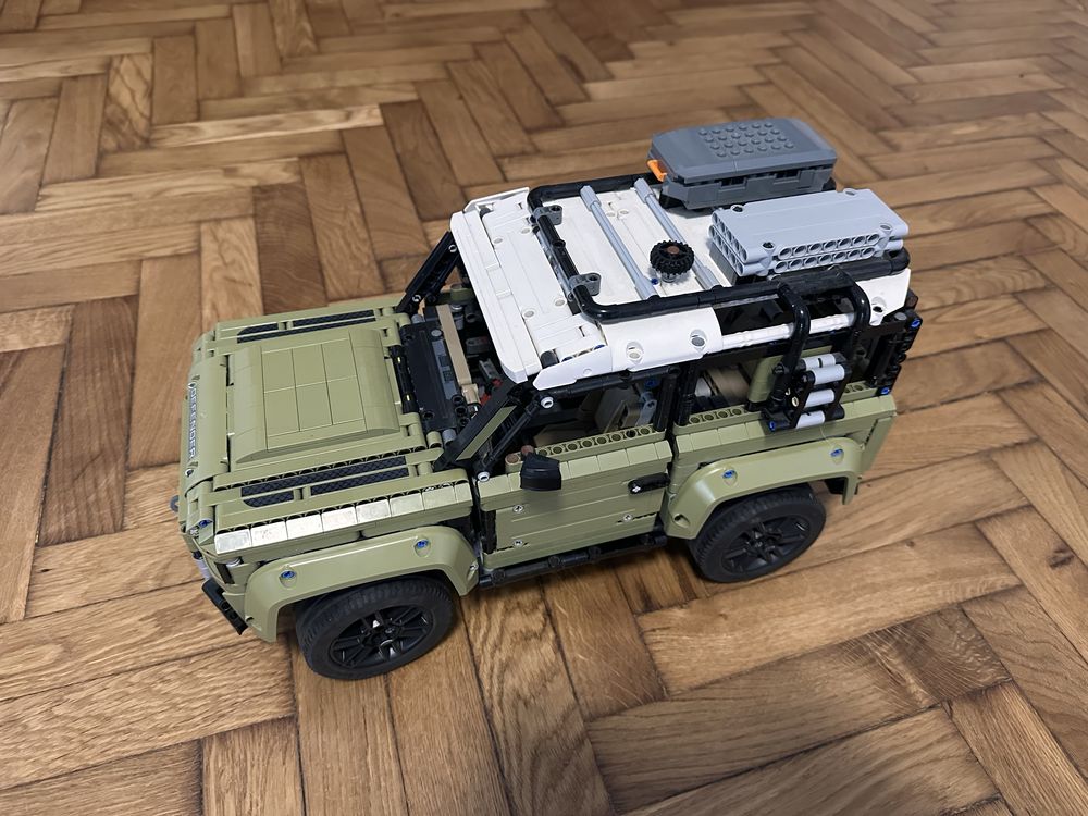 Lego® Technic Land Rover Defender 42110