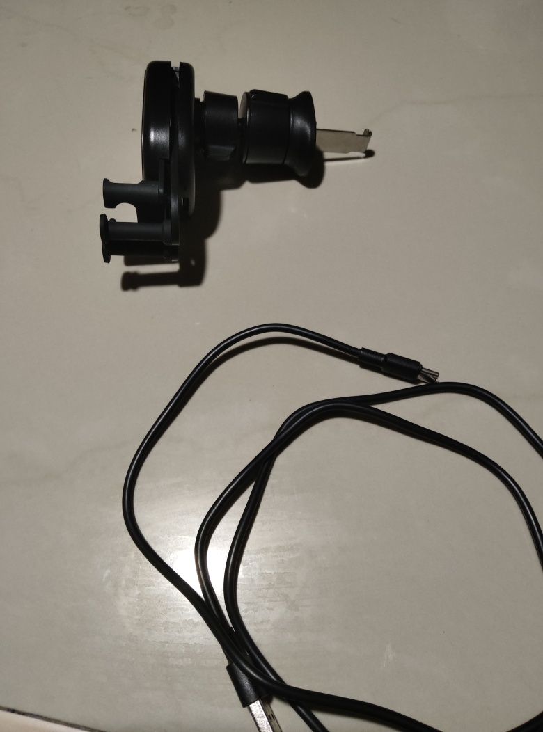 Автодержатель(холдер) Baseus с беспроводной зарядкой 15W