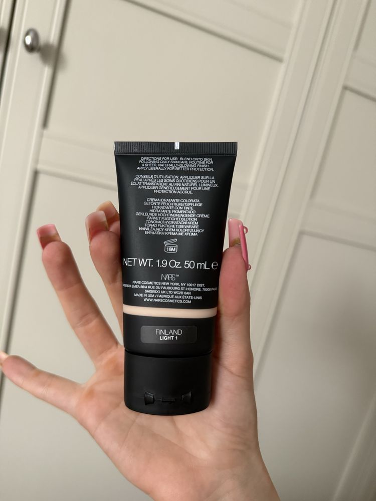 Nars Finland pure radiant tinted Moisturizer spf 30 + podkład light 1