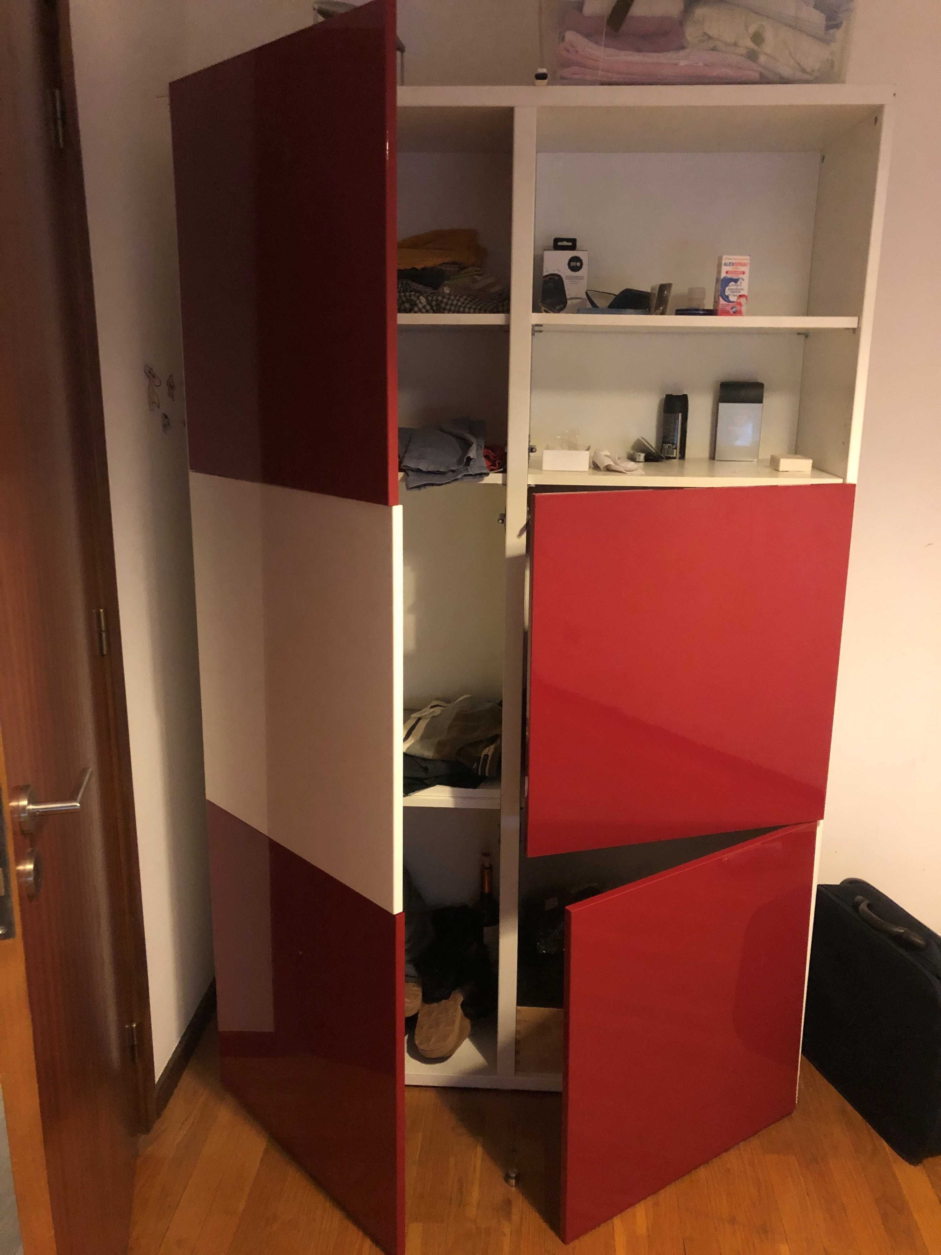Estante Besta do IKEA