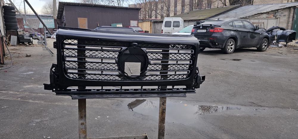 Решетка радиатора, обвес mercedes g500 w463 кубик гелик