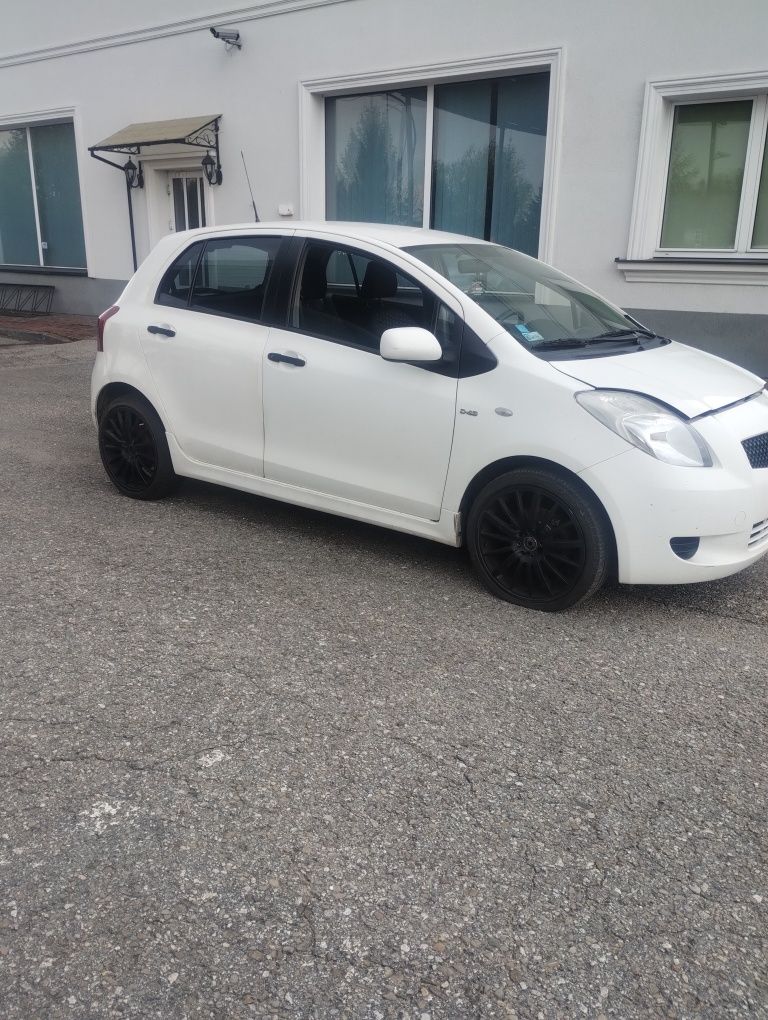 maska błotnik yaris 2 1.4 d4d przedni zderzak przedni pas 1.0 1.3