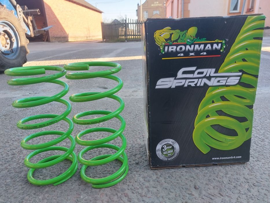 Продам пружини  пачеро спорт1