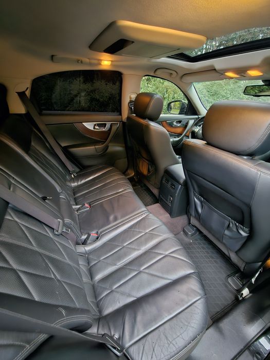 Продам Infiniti FX50 5.0 V8 | AWD | Sport Package |