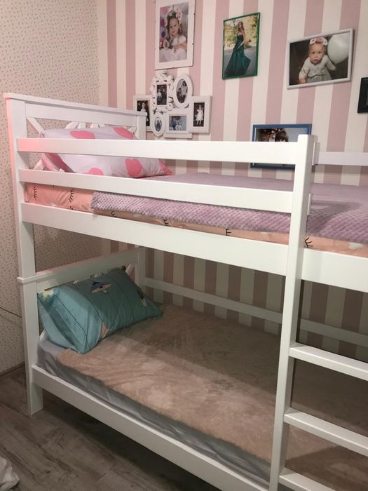 Продам двоярусне дитяче ліжко