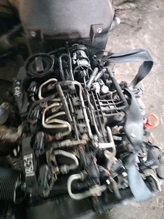 Мотор двигун  1.6 TDI (CAY) 77kw Volkswagen Golf 6, Passat B6-B7 Cadyy