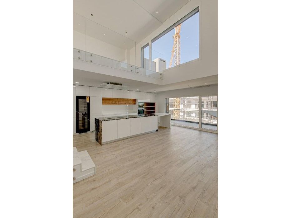 Duplex T4+1 Montijo - Refúgio Sofisticado a 15 Minutos de Lisboa