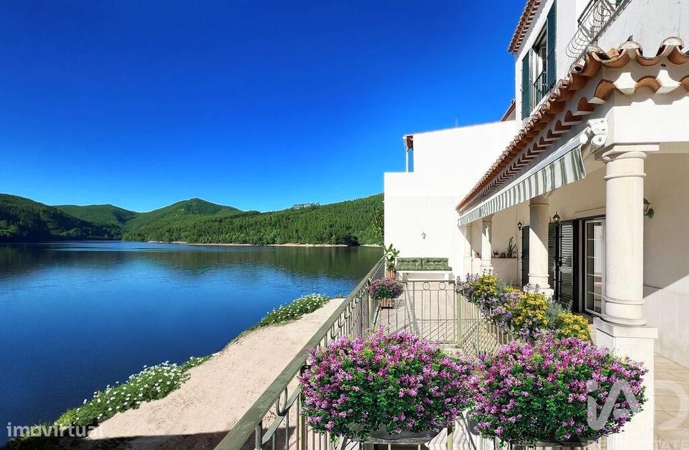 Casa de Campo T4 em Nossa Senhora do Pranto de 260,00 m2