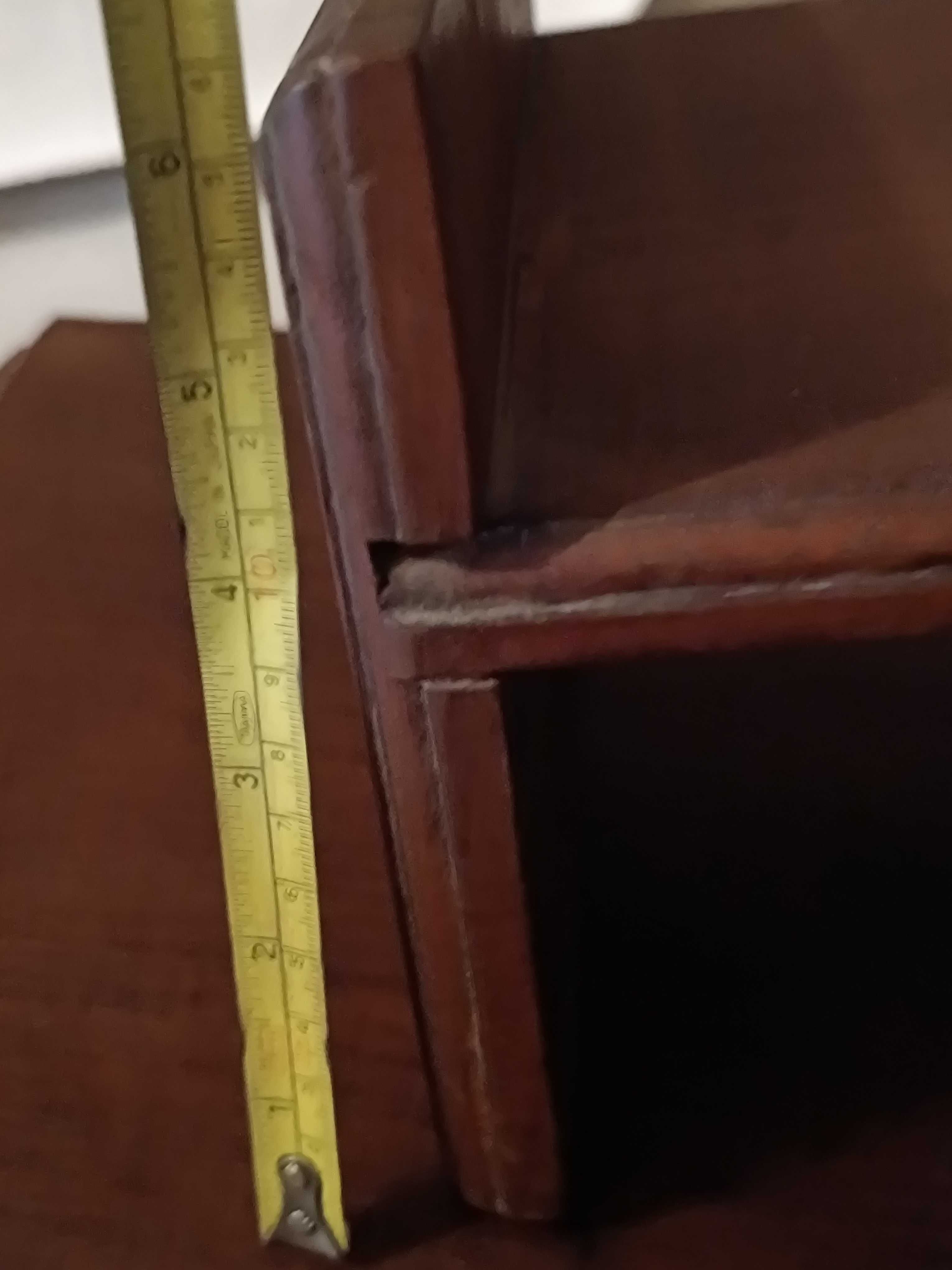 Móvel base ou suporte para Leitores de VHS e DVD
