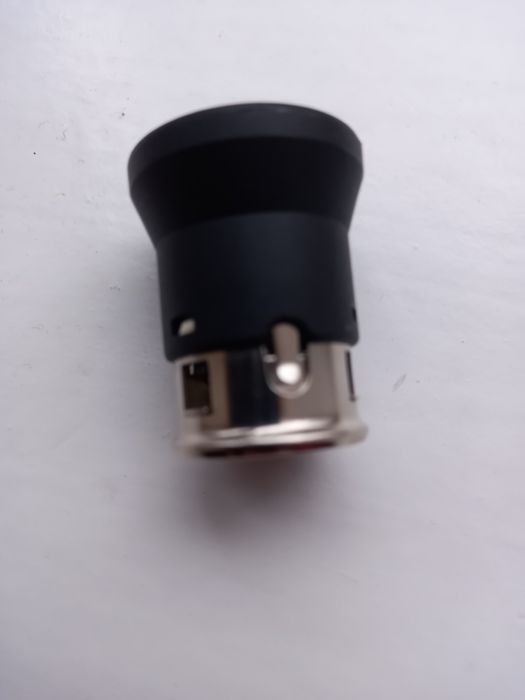 Продам новый прикуриватель на Ланос, Сенс