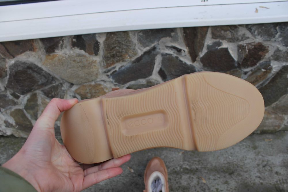 Зимові чоботи з натуральним хутром Ecco Chunky Sneak 40 розмір