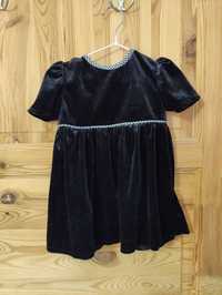 Czarna sukienka welurowa 92
