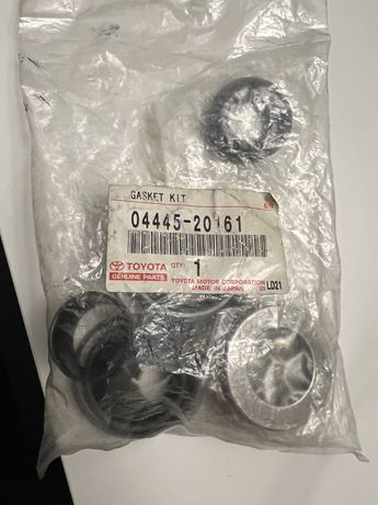 Ремкомплект рулевой рейки 04445-20161 Toyota