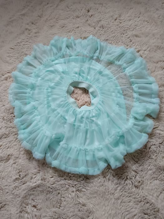 Śliczna spódniczka rozmiar 104