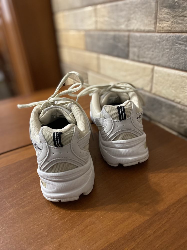 Кросвіки New Balance