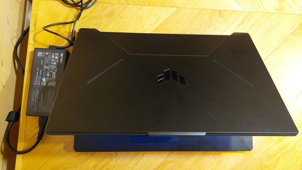 Laptop ASUS TUF GAMING F17 SUPER MOCNY + fajne gratisy