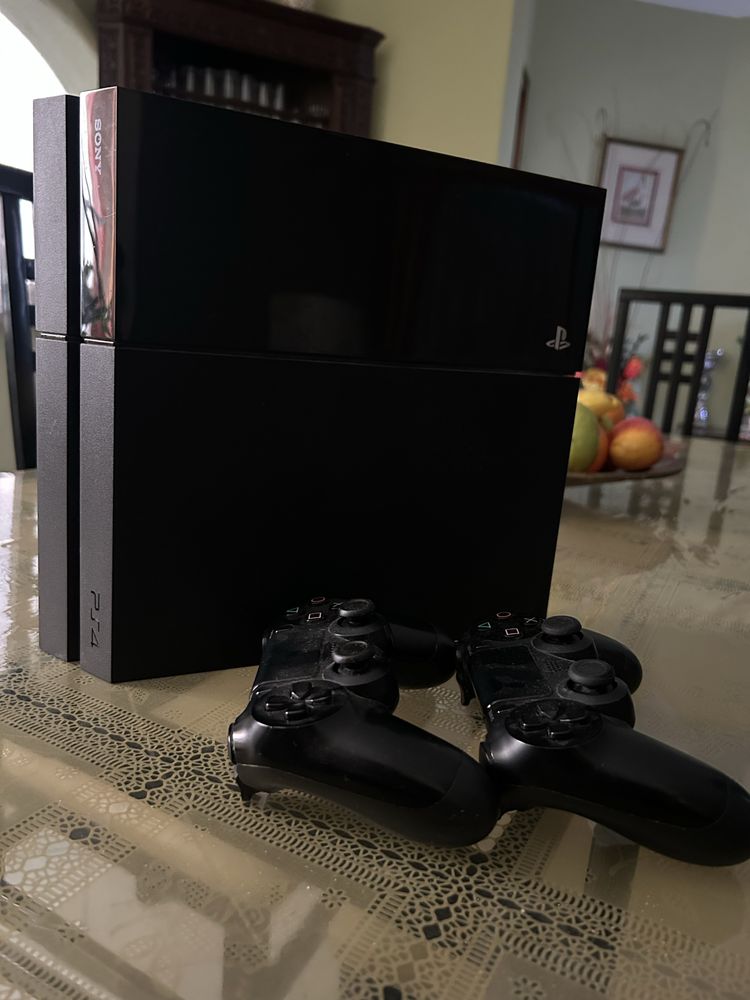 Vendo Playstion 4