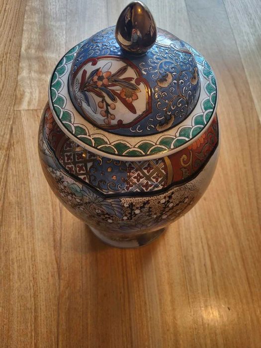 Jarrão com Tampa Motivos Orientais