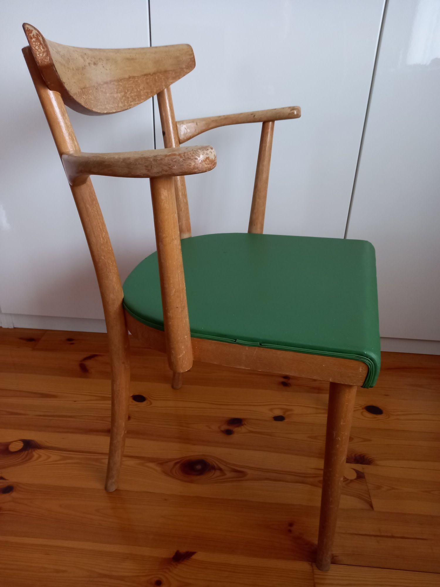 Stare unikatowe krzesło PRL vintage