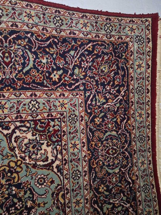 Килим Боснія та Герцеговина шерстяний натуральний та інше