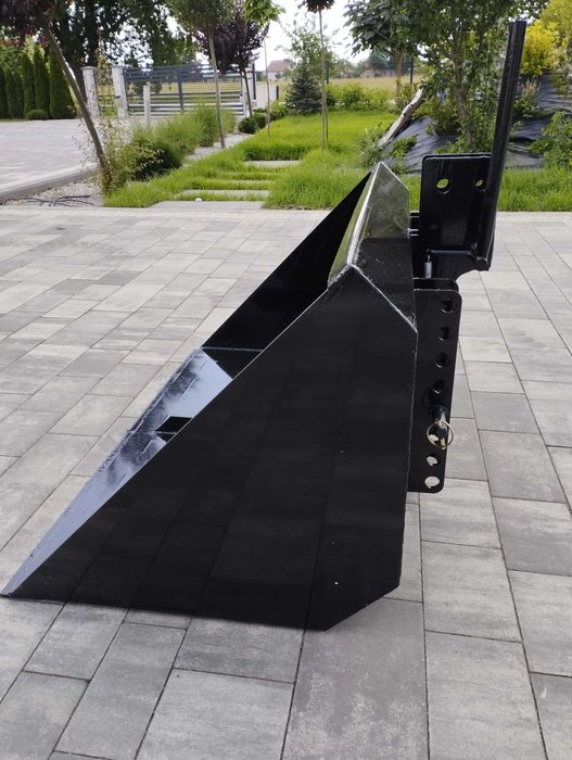 Łyżka na Tylni TUZ do Małych Traktorków Mocna Konstrukcja Kiper