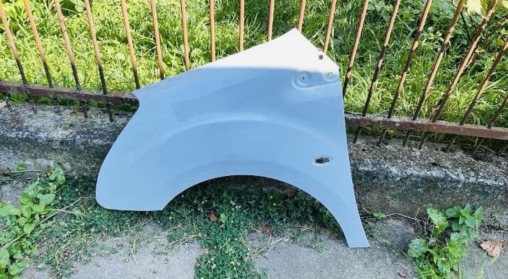 продам крыло Citroen Berlingo Peugeot Partner для пасажир вантажівок