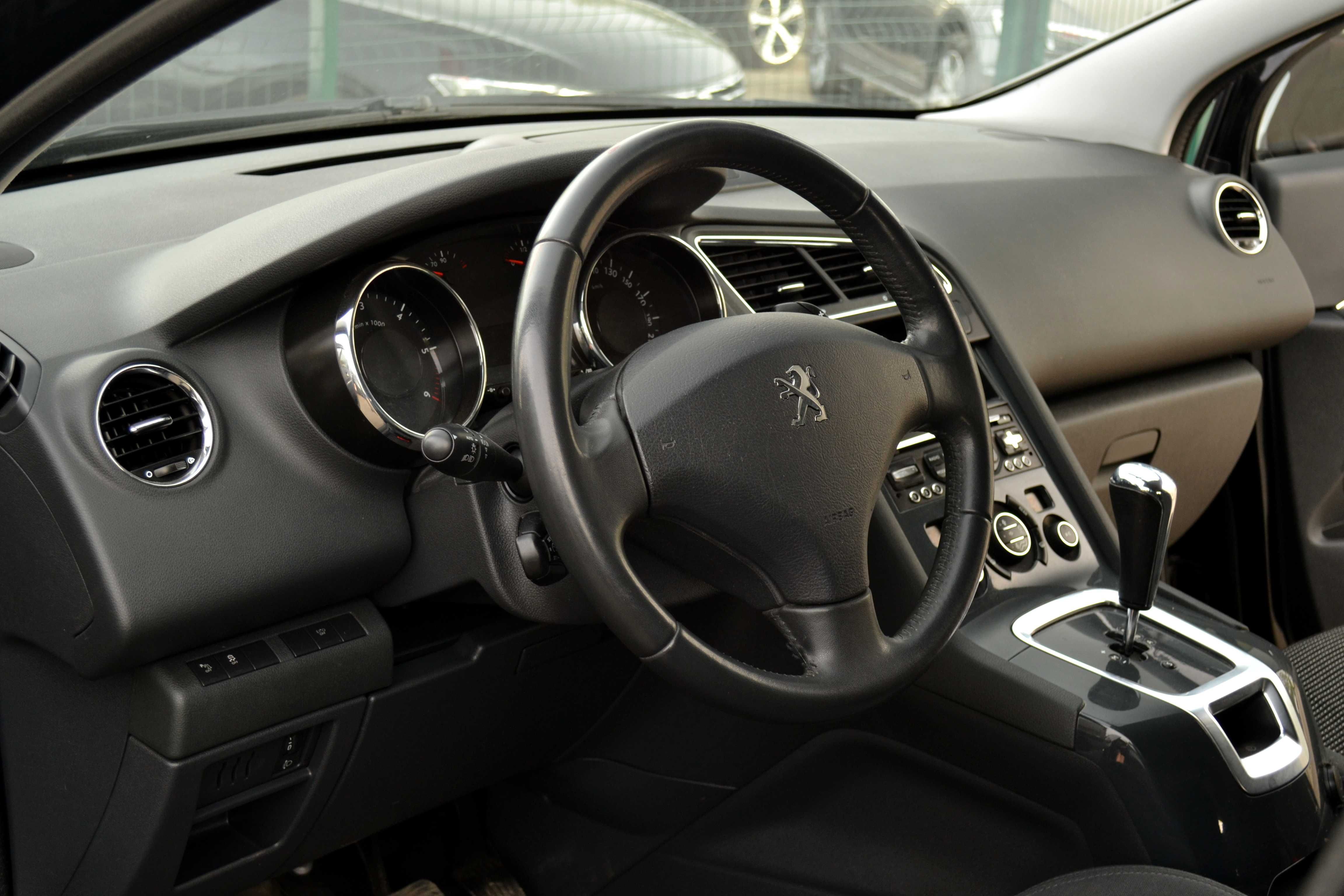 Peugeot 5008 2014